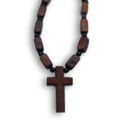 Východní dřevěný kříž s korálky na krk  F