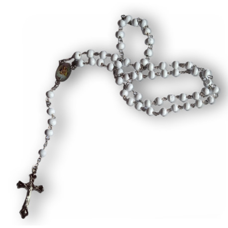 Světlý dřevěný růženec – jemnost modlitby v přírodním tónu (45 cm)